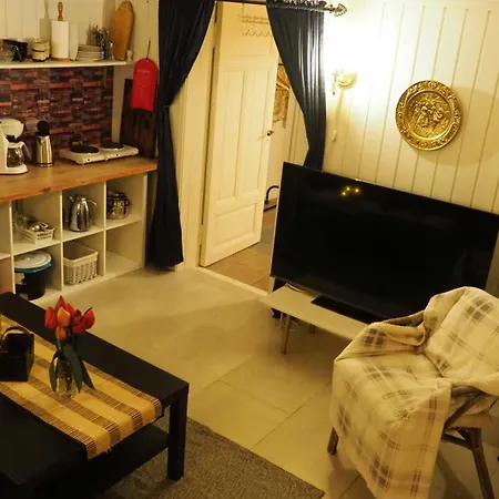 Riverside Bliss - Cozy 1-bedroom With Parking & Wifi Near Tvedestrand Apartment