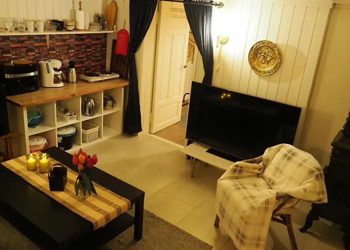 Riverside Bliss - Cozy 1-bedroom With Parking & Wifi Near Tvedestrand Apartment