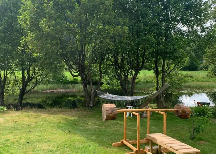 דירה Riverside Bliss - Cozy 1-bedroom With Parking & Wifi Near Tvedestrand